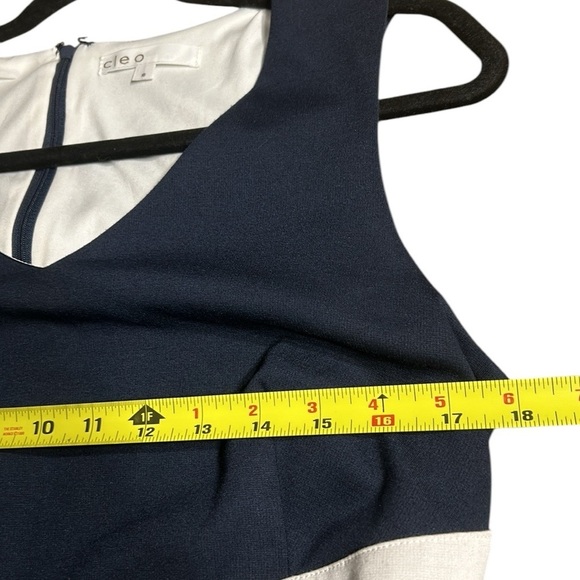 Cleo bandage dress sz 10,fitted,flattering,criss cross,colorblock,event,career - Picture 6 of 11